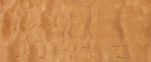 Bubinga curly veneer