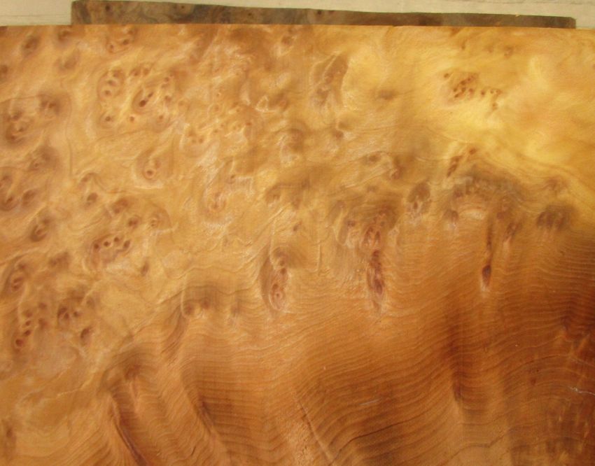 Vavona Burl (Redwood) veneer