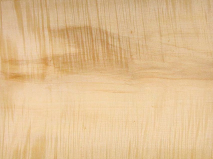Sycomore figured brown heart veneer